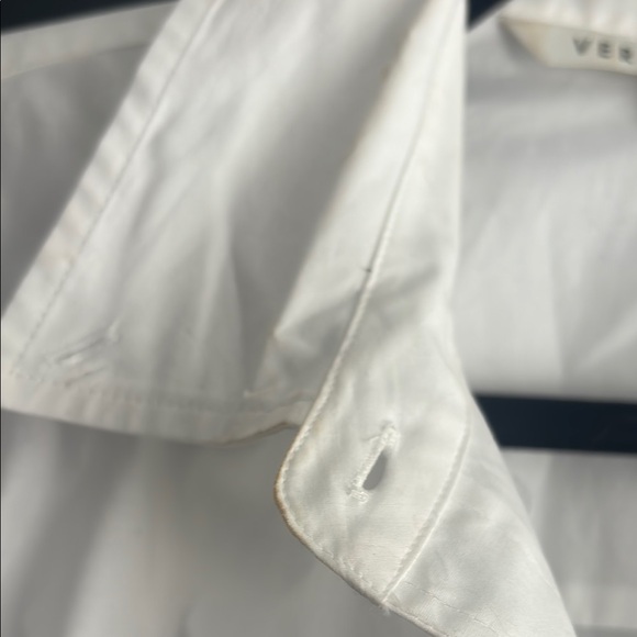 Veronica Beard White Button Down Shirt with Modern Design - Picture 4 of 8